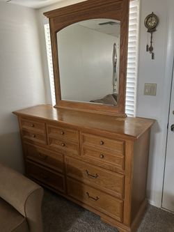 Stanley (7 Drawers) Dresser with Mirror