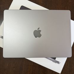 MacBook Pro 14” with AppleCare+