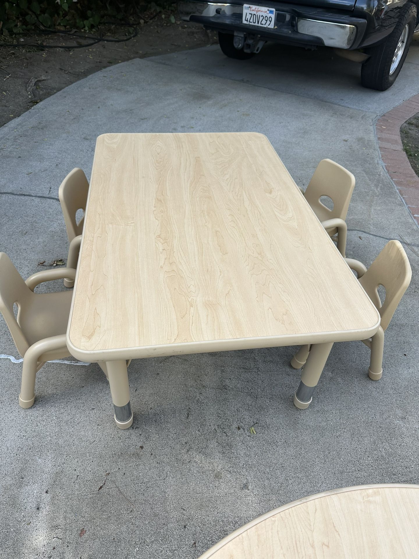 Preschool Lakeshore Table and Chairs Kids