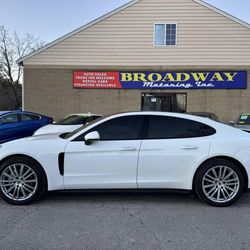 2017 Porsche Panamera