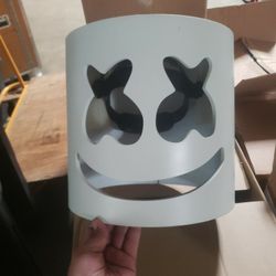 Halloween/ MARSHMALLOW MASK 25$