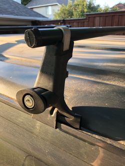 Yakima Large 66” Steel Rail Roof Rack