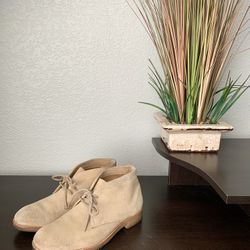 Johnston and Murphy Chukka Boots