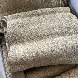 10 Burlap Table Runners And Table Cloth 