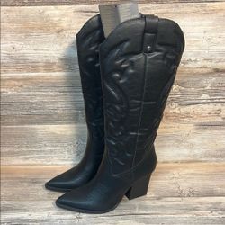 Forever 21 Black Heeled Western Boots Size 6