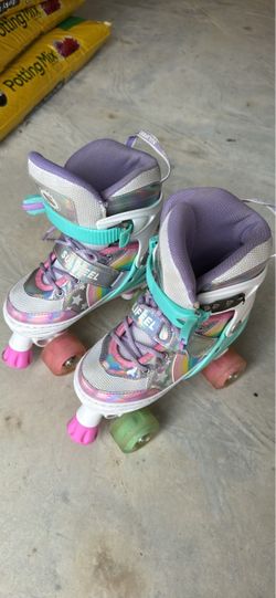 Girl’s Roller Skates