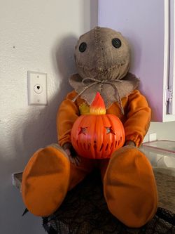Light-Up Sitting Sam Doll - Trick 'r Treat