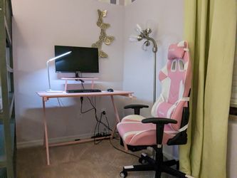 🔥Girls Desk (Chair Not Included)