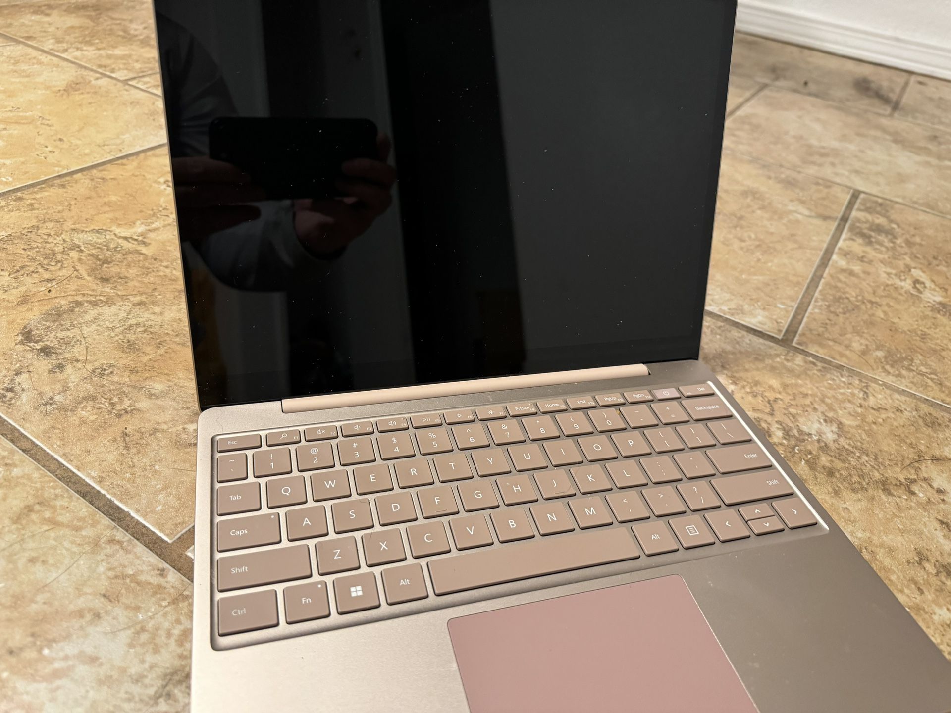 Surface Go 2 Laptop- Sandstone- I5-128GB