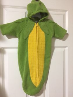 Old navy corn costume 0-3 mo