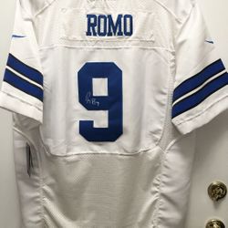 Tony Romo Signed Dallas Cowboys Size 52 New With Tags Jersey.