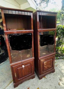 Good Wood 2 Display Cabinets