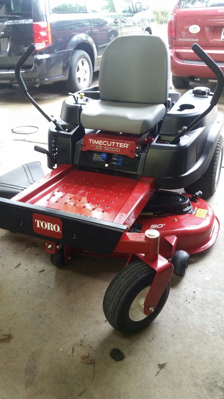 2018 Zero turn mower Toro TimeCutter 50"
