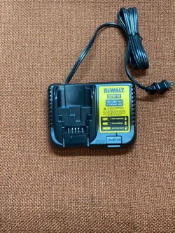 DeWalt 20Volt High Speed Charger