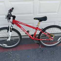 Specialized Hot Rock Kids 24”