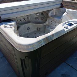 Spa Hottub Jacuzzi