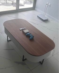 City furniture coffee table