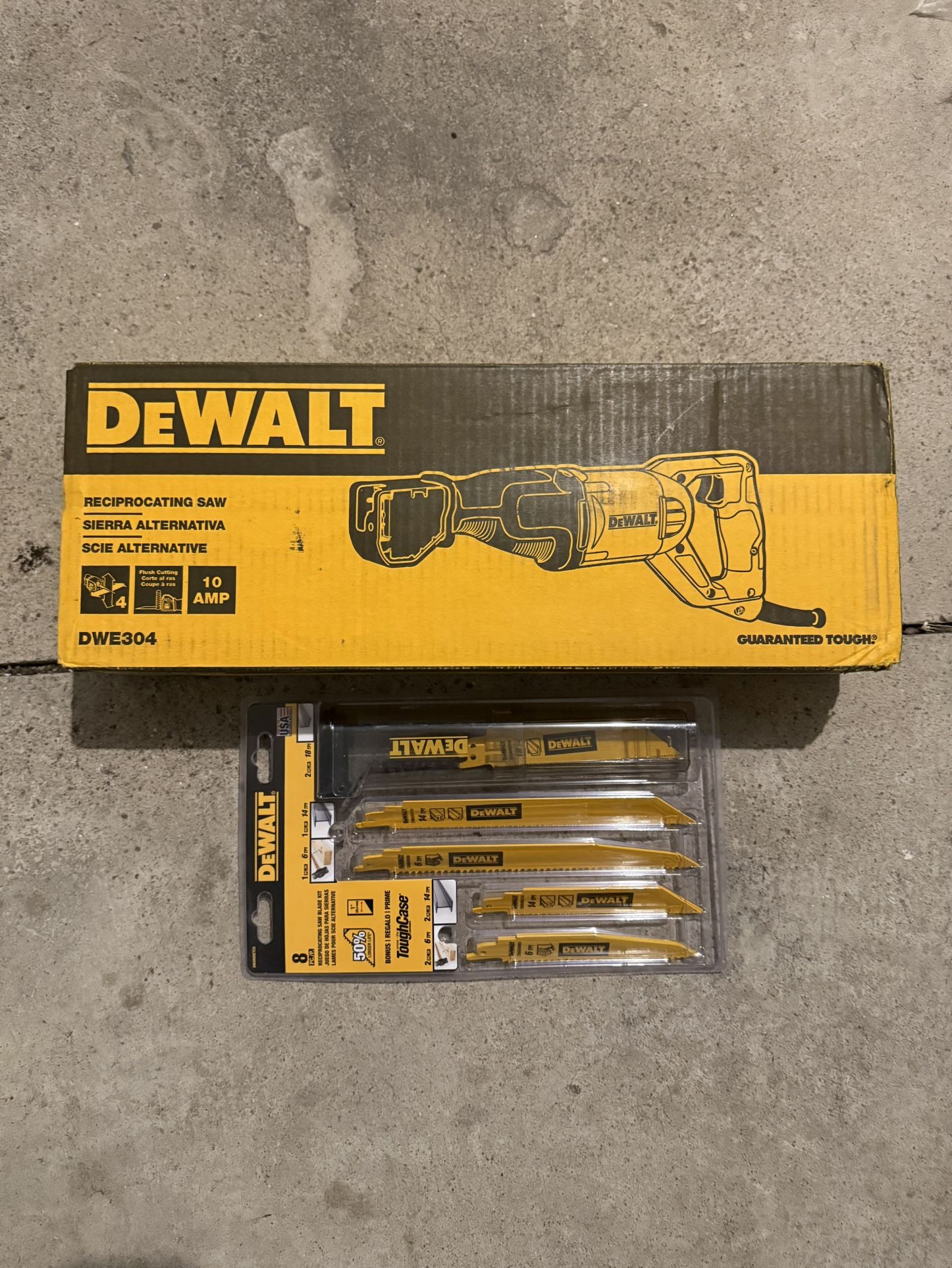 DeWalt 10 Amp Reciprocating Saw (DWE304) + Blade Set – NEW