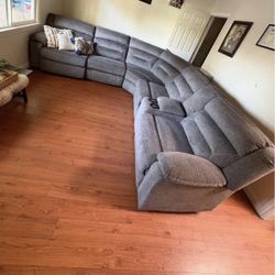 Power Reclining Sofa 