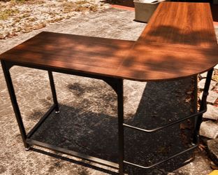 L shaped wooden desk