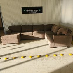 Large Used Sectional Couch *DELIVERY AVAILABLE*🛻