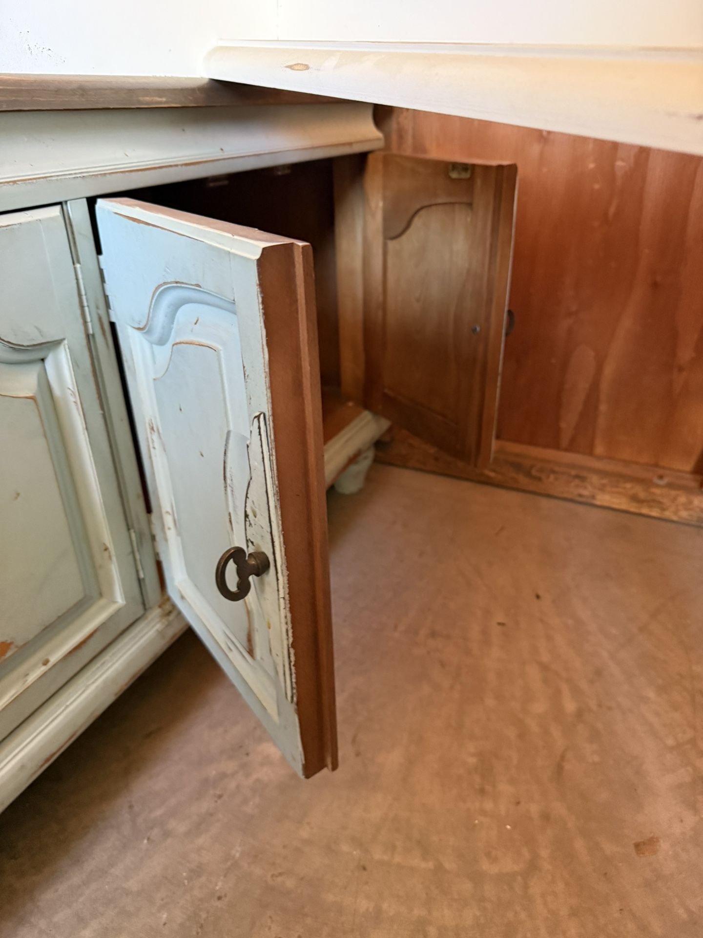 Rustic Farmhouse Bench