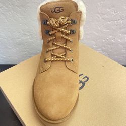New In Box Ugg Boots Retail $200