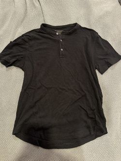 Banana Republic Men’s Short Sleeve Henley Black Medium
