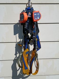 Salah Nano+lok Edge Twin Yoyo Safety Harness