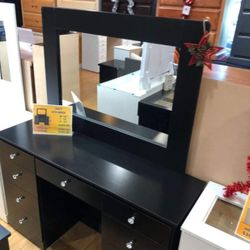 Vanity $459