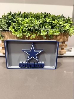 Dallas Cowboys box sign