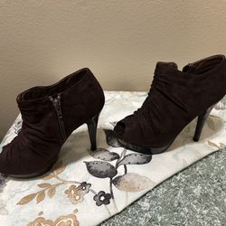 Lasonia Heels