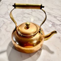 Copper tea kettle, antique kettle
