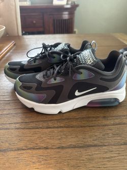 Never Worn Nike shoes - 7Y