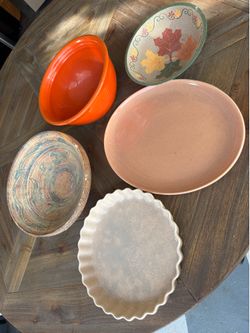Assorted Bowls & Dishes