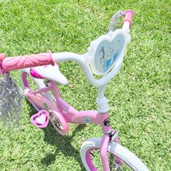 Selling a Princess 16-inch bicycle.