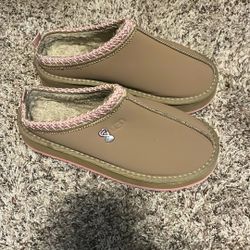 Pink Slip On Uggs Shoes Size 9