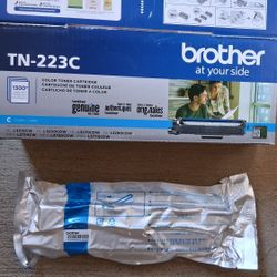 Color Toner Cartridge TN-223C