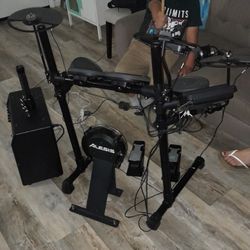 Electric  Drums  Set 