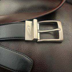 Men’s Nike belt