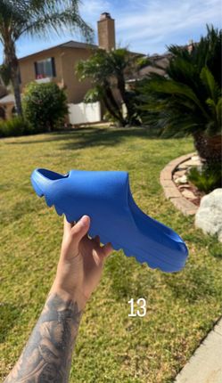 Yeezys slides azure size 13 men