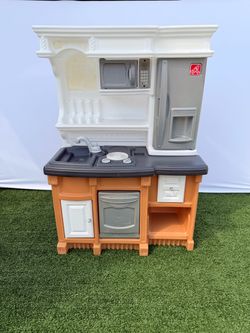 Step2 Kids Play Kitchen Set