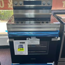 Stove Stainless Steel New Open Box 1 Year Warranty 