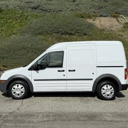 2011 FORD TRANSIT CONNECT MINI CARGO VAN