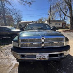 2002 Dodge Ram 3500 With Insert Salt Spreader
