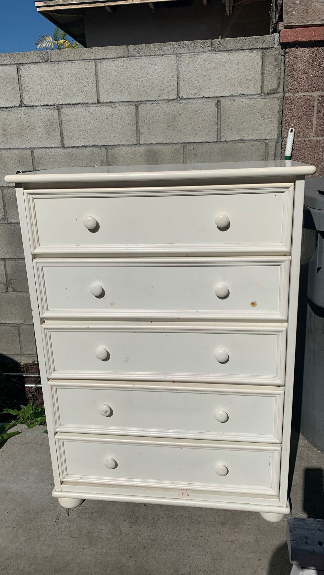 FREE Dresser *If Add is up, is still available*