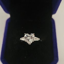 Size 6.5 Sterling Silver 925 CZ 3 stone heart ring