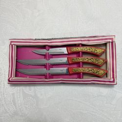 Valentine’s Day! Vintage Antique Beautiful Kitchen Knives. Set of 3. 7 1/4”; serrated 7 1/4”; 5”. Khokhloma Russian Folk Art Decor. Made in the USSR i