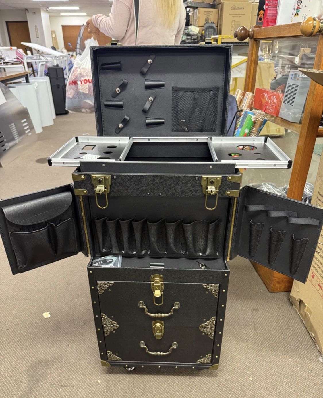 Rolling Lockable Makeup Train Case 