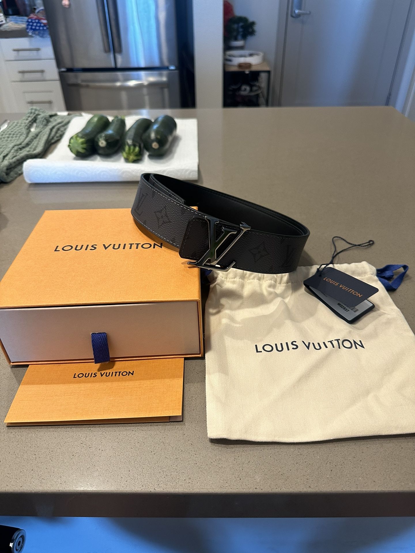 Louis Vuitton Belt men - Reversible LV Monogram